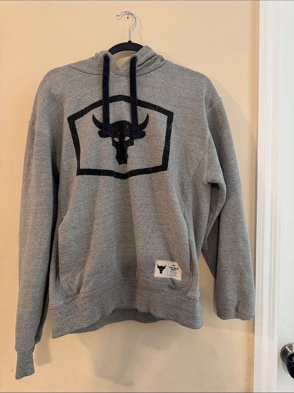 Under Armour Rock Men's Gray Hoodie with Black Bull Emblem